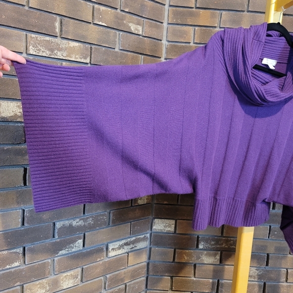 Nordstrom wool and cashmere blend cropped batwing dolman purple sweater - Picture 3 of 9
